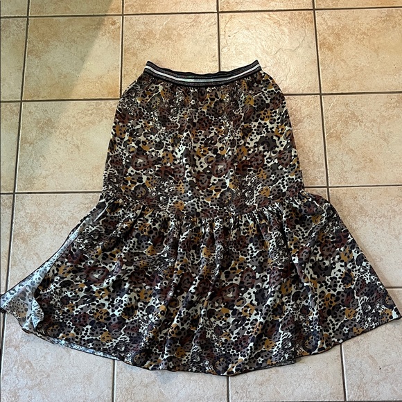 Tutu & Lilli Leopard Print Drop Waist Skirt, Sz L - Picture 1 of 9